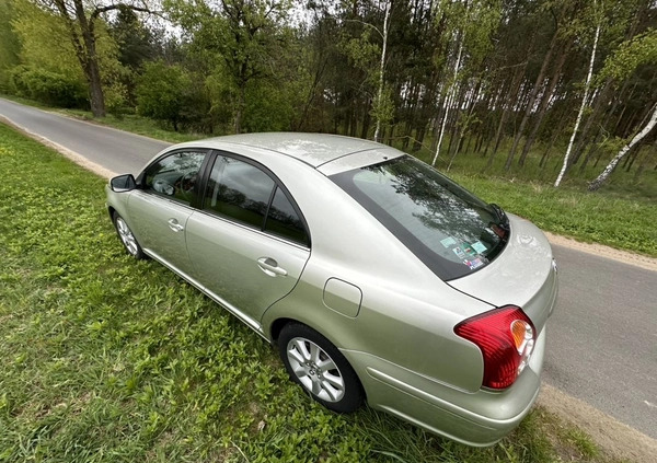 Toyota Avensis cena 19500 przebieg: 83282, rok produkcji 2007 z Mirsk małe 742